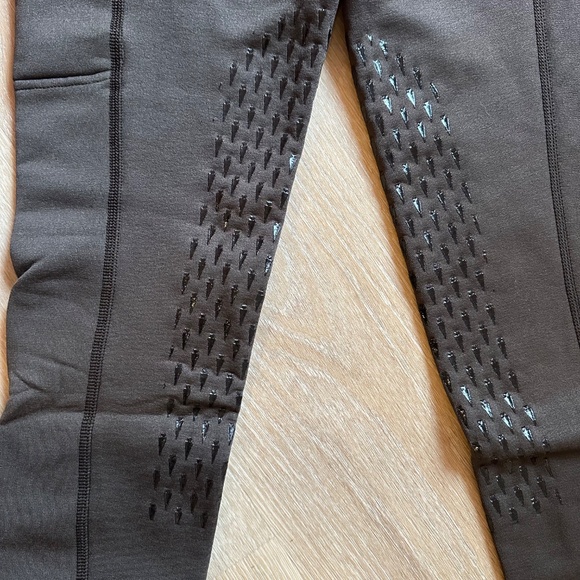 NWT Kerrits Power Stretch® Fleece Knee Patch Pocket Riding Tight Seal Size Small - Picture 6 of 7